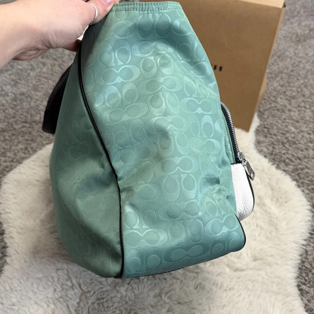 ✨ Coach Washed Green Court Tote In Colorblock Signature Nylon✨